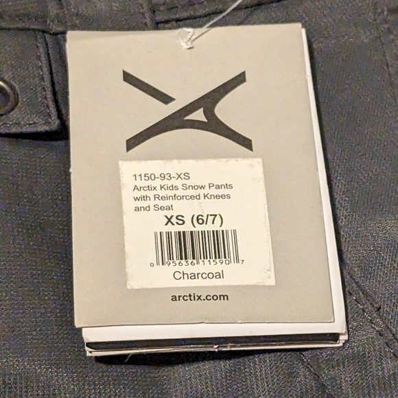 2 Pairs of Artix Kids Snow Pants size 6-7 NWT - Picture 2 of 6